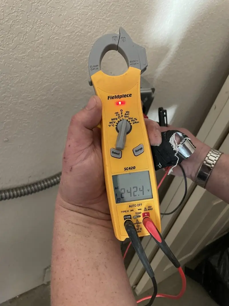 Voltage testing with clamp meter during Aluminum Wiring Replacement in Danville